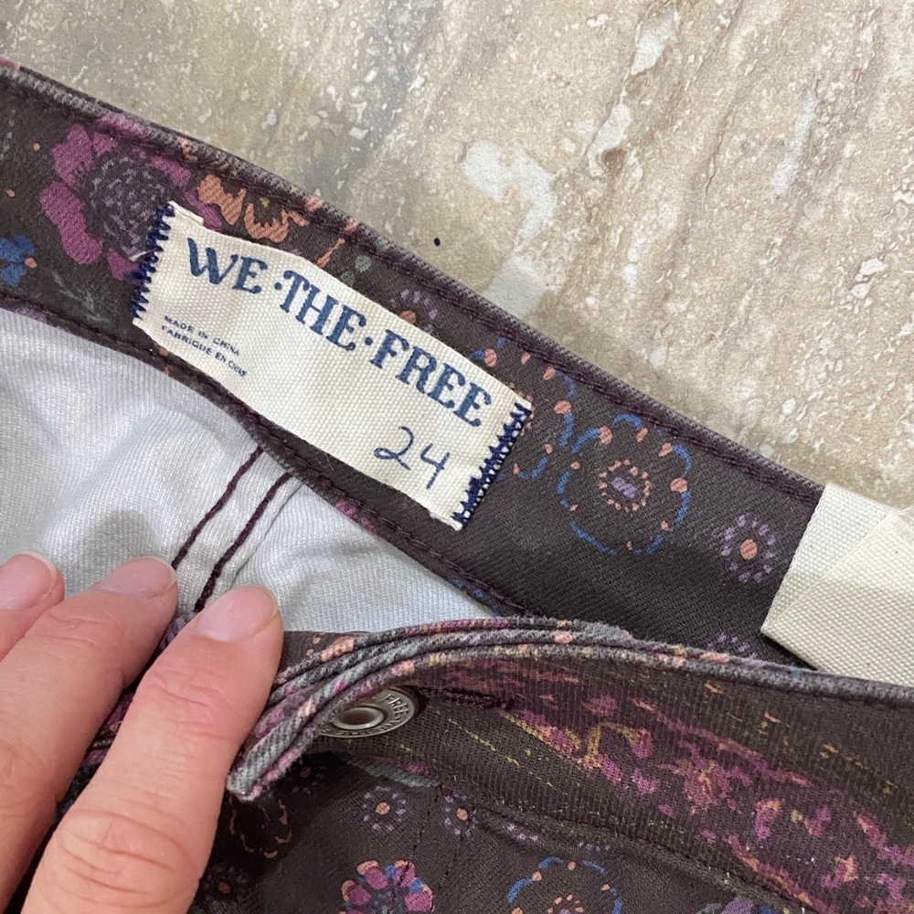 NWT Free People Just Float On Printed Flare Jeans Chocolate Combo We The Free - Picture 6 of 8